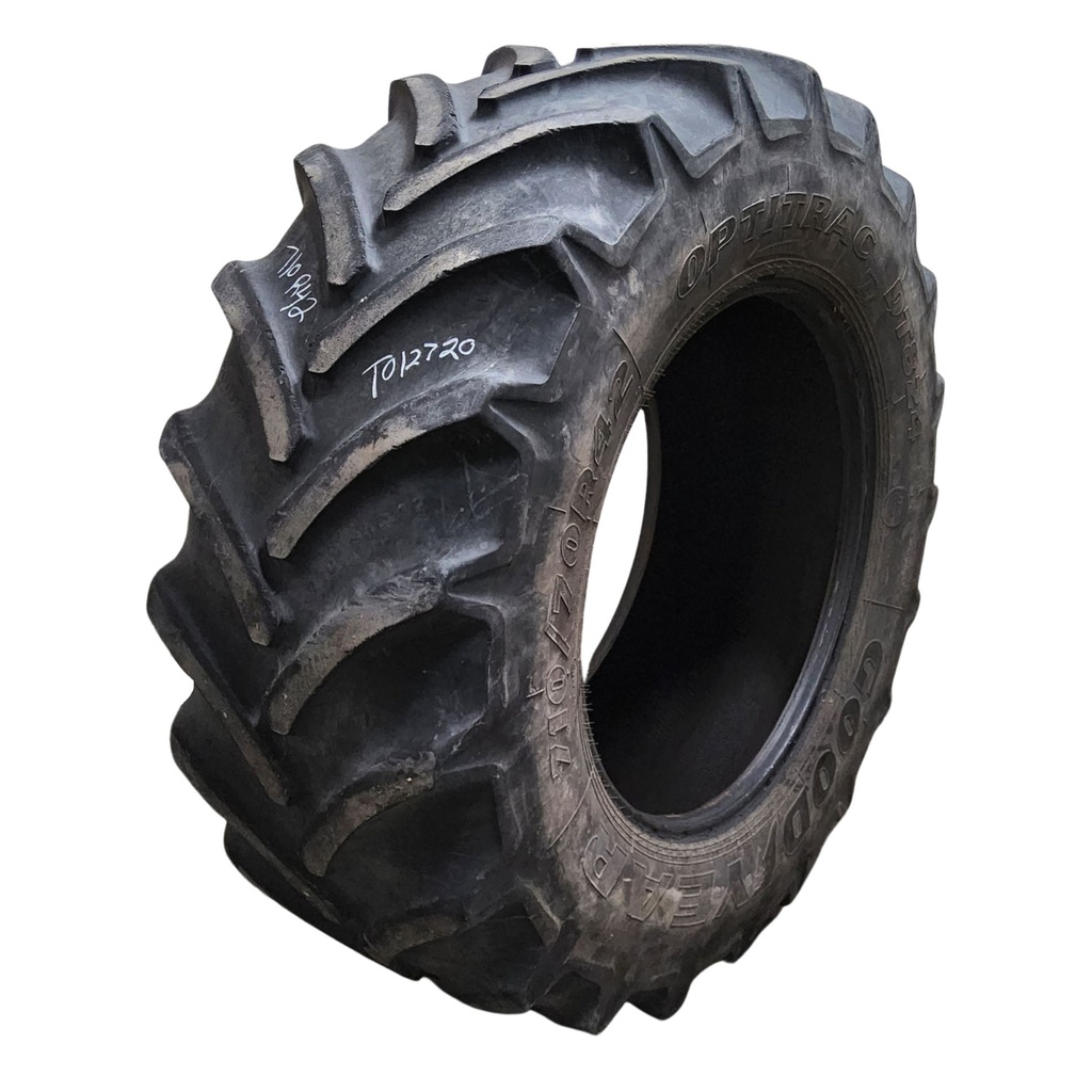 710/70R42 Goodyear Farm DT824 Optitrac R-1W 173B 40%