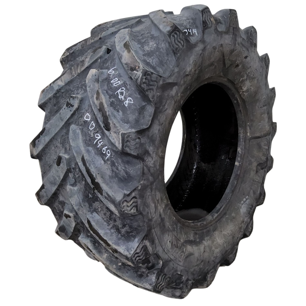 600/65R28 BKT Tires Agrimax RT 657 R-1W 157A8 30%