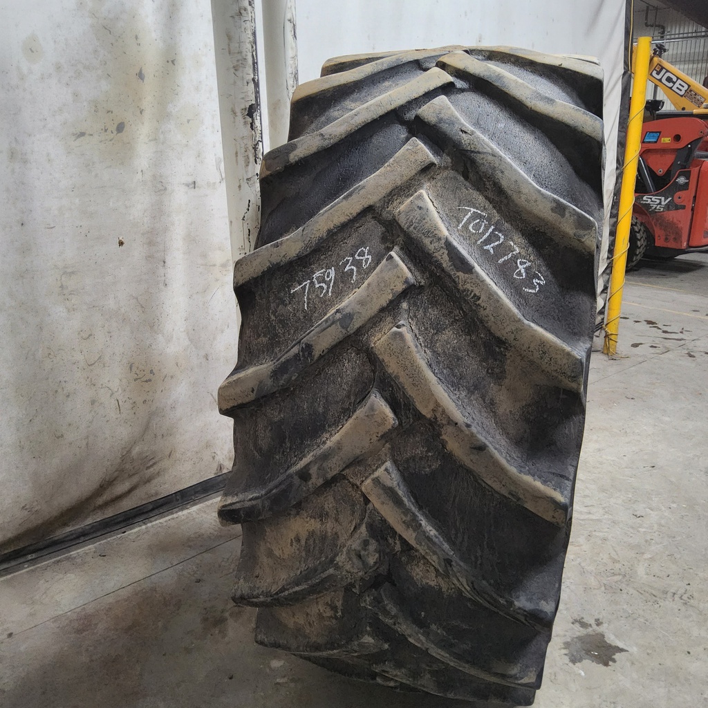 750/65-38 Trelleborg Twin 414 R-1 A8, D (8 Ply)