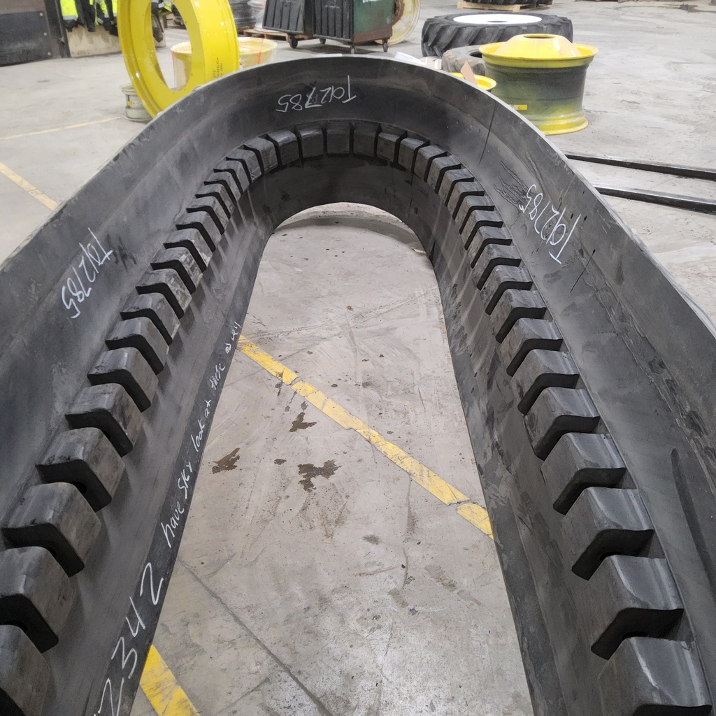 36" Camoplast Track 5500 John Deere 9030T/9RT 50%