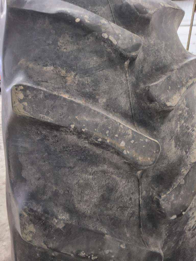 20.8/R42 Firestone Radial 23 155A8