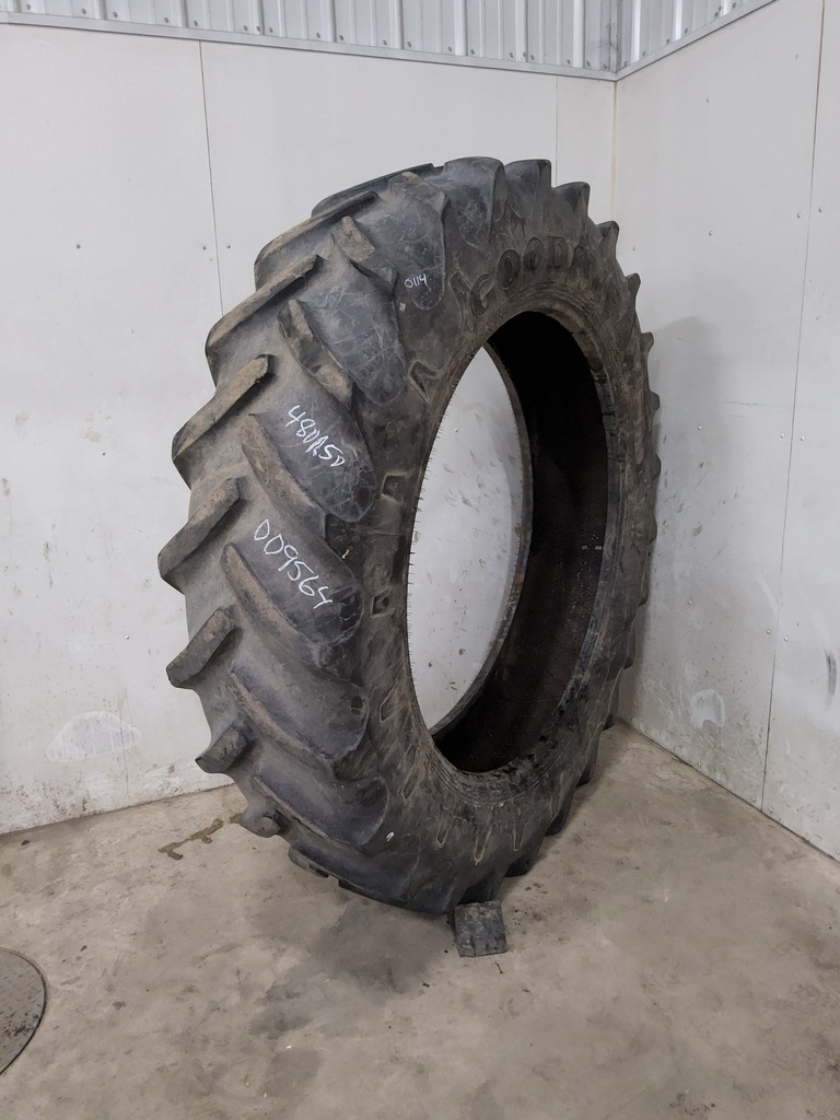 480/80R50 Goodyear Farm DT800 Super Traction R-1W 159B 55%