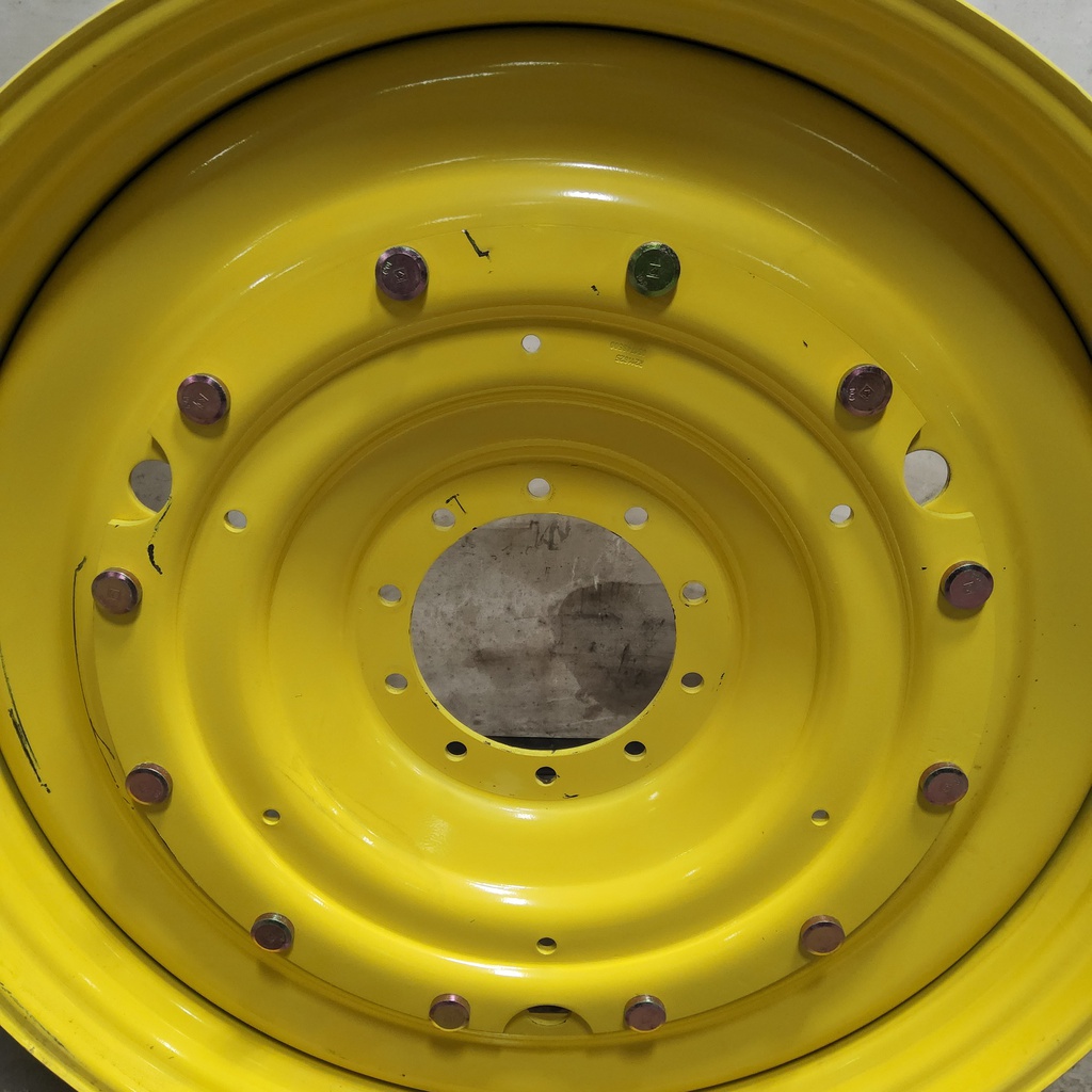 10-Hole Stub Disc Center for 38"-54" Rim, John Deere Yellow