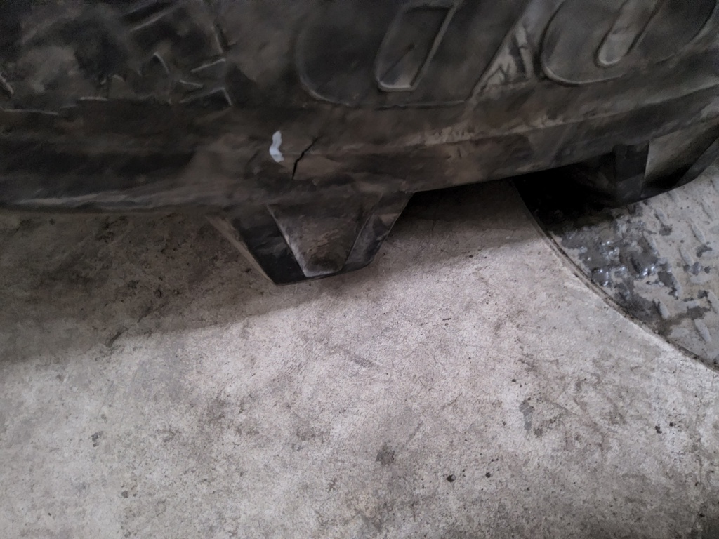 1100/45R46 Goodyear Farm DT930 R-1W 177A8/B