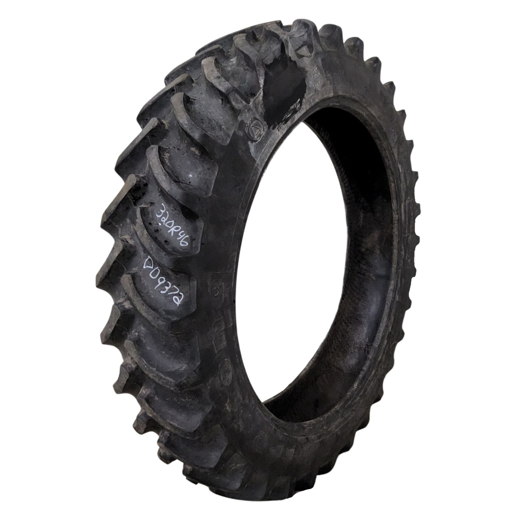 320/90R46 Firestone Radial 9000 R-1W 148B 99%