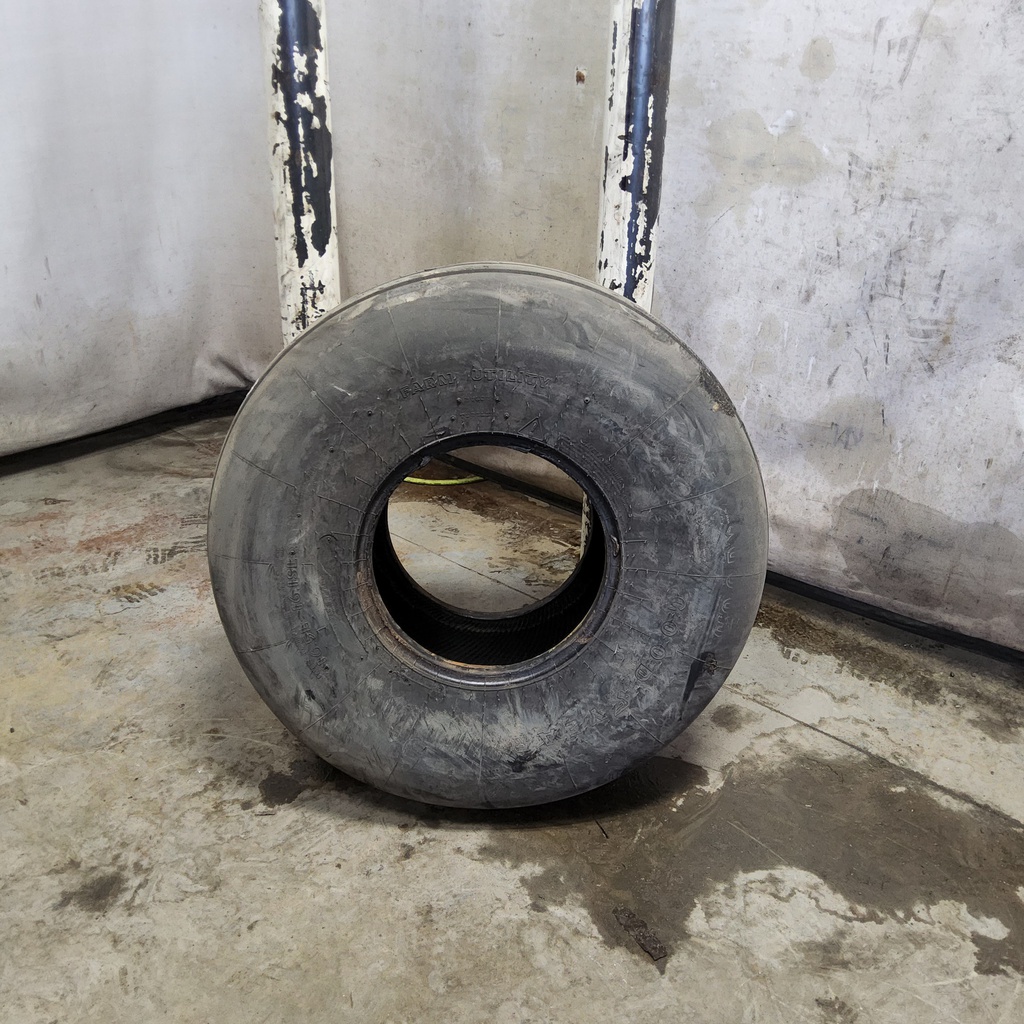 16.5/L-16.1 Goodyear Farm Utility SL I-1 , G (14 Ply) 90%