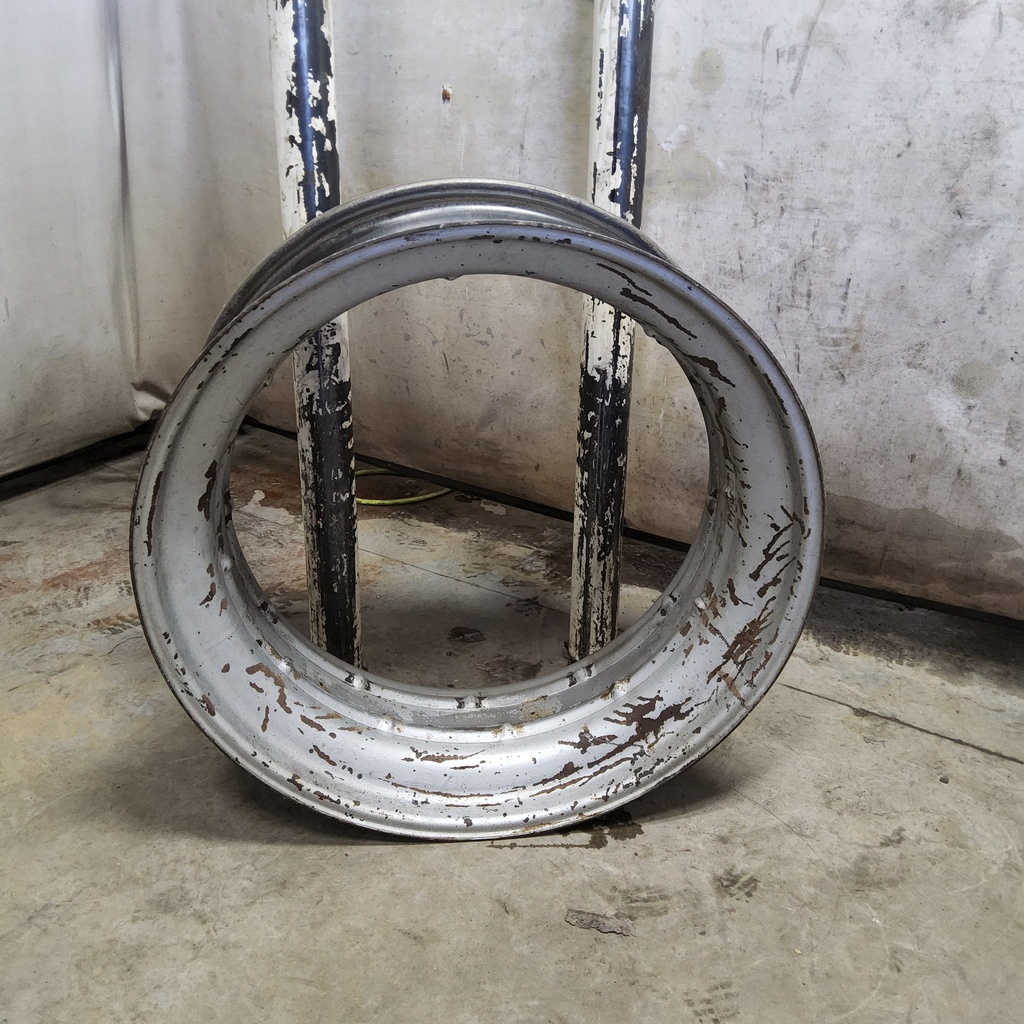 16"W x 42"D, Case IH Silver Mist Double Bevel 42" Cast