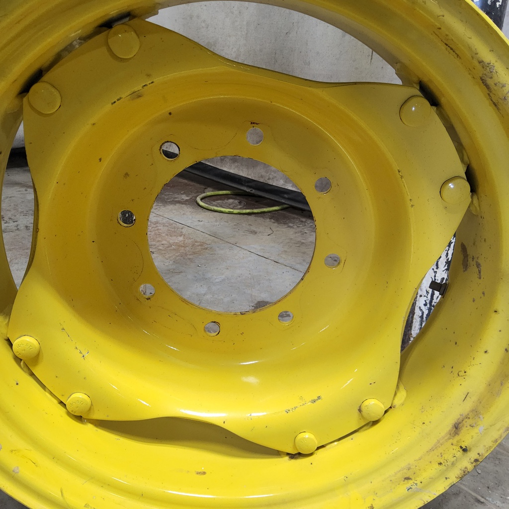 8-Hole Rim with Clamp/U-Clamp (groups of 2 bolts) Center for 24" Rim, John Deere Yellow