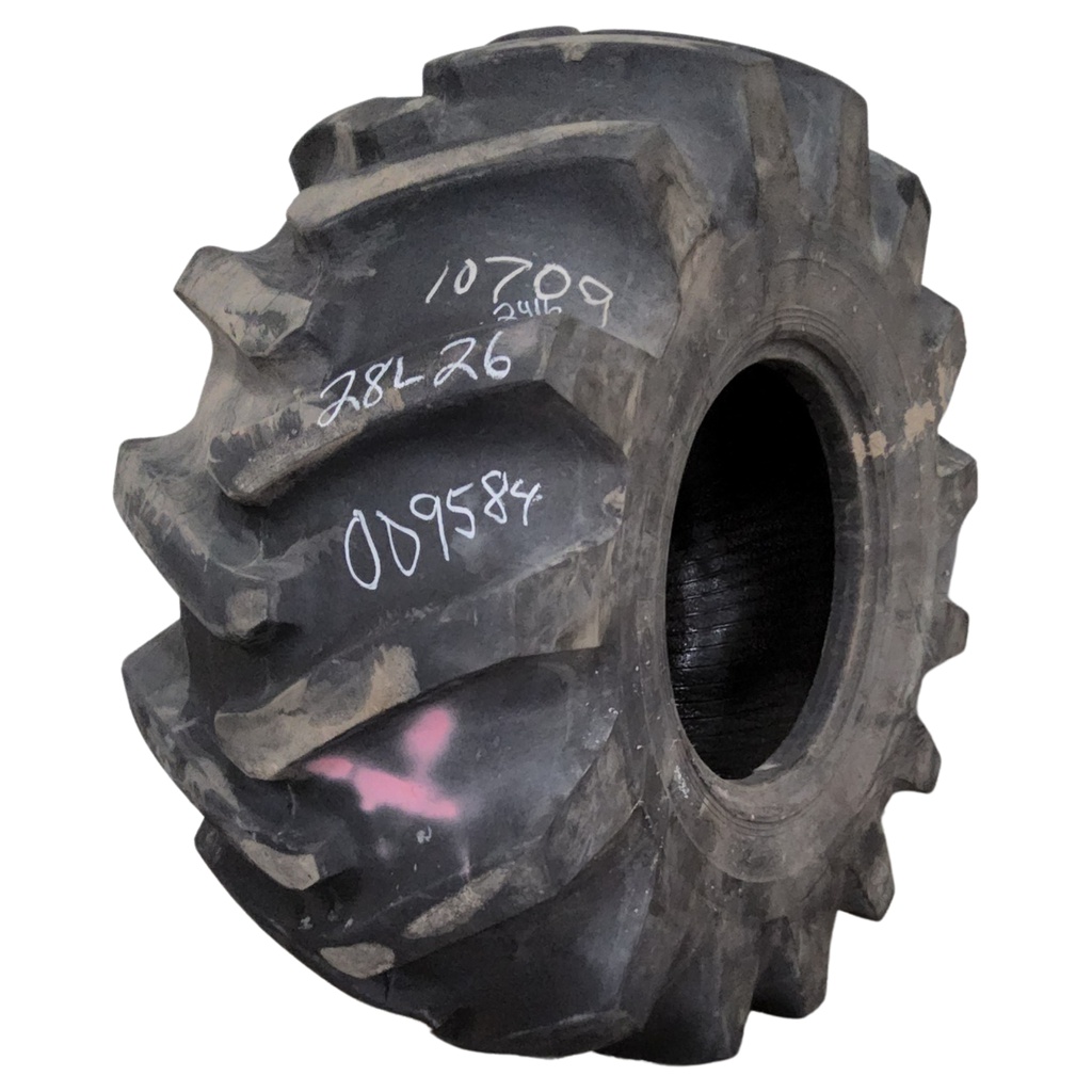 28/L-26 Nokian Forest King TRS LS-2 173A6, O (26 Ply) 85%