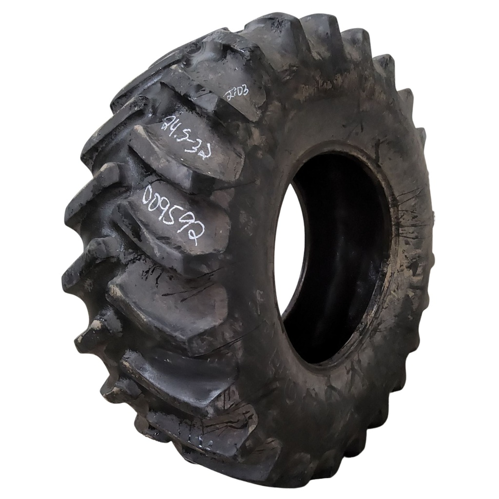 24.5/-32 Firestone Super All Traction 23 R-1 , F (12 Ply) 70%