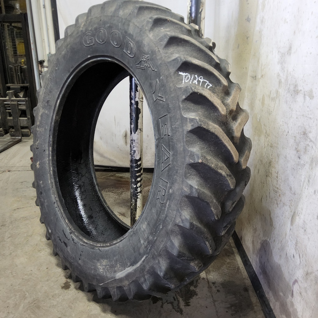 18.4/R46 Goodyear Farm Dyna Torque Radial R-1 155A8 55%