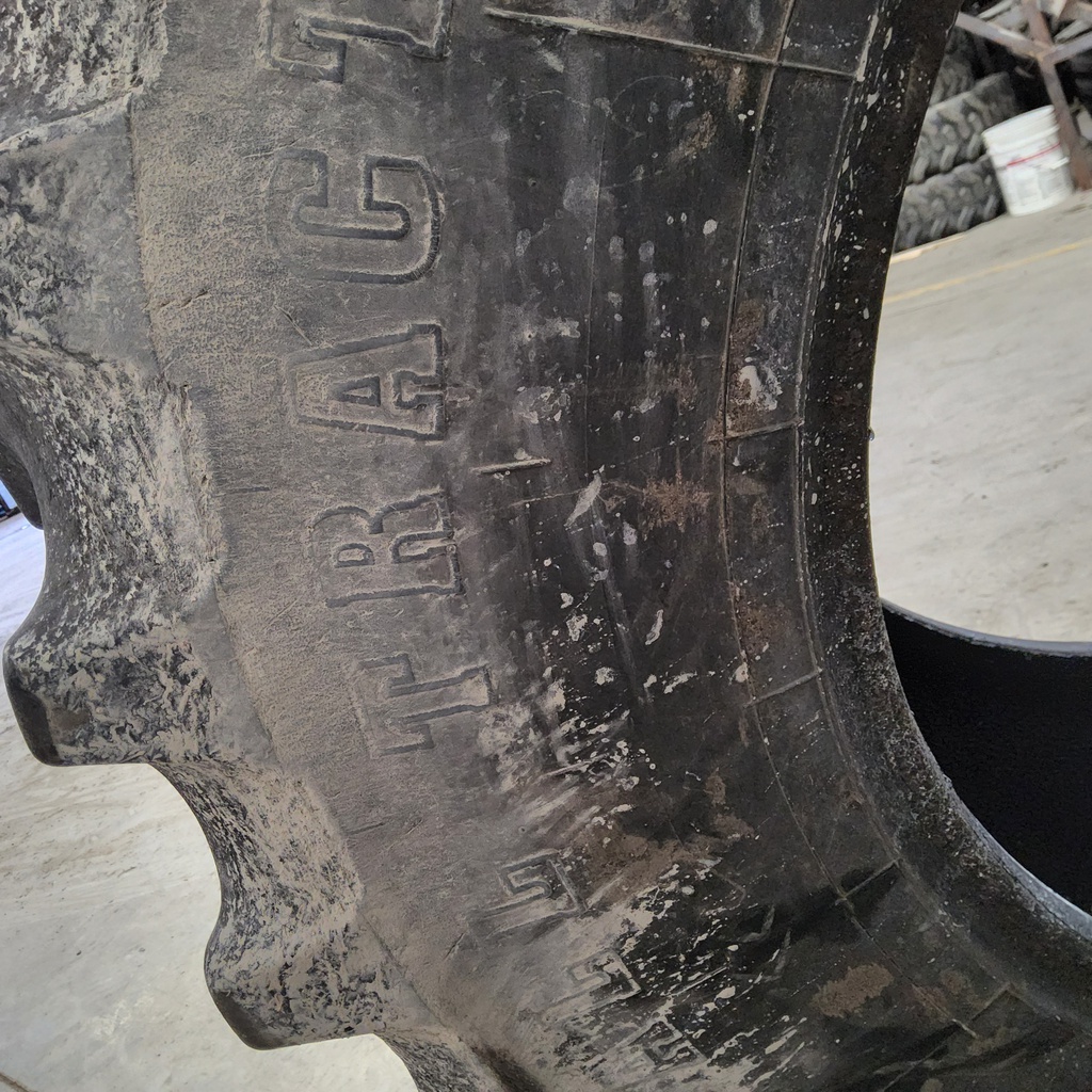 16.9/R30 Firestone Radial All Traction FWD R-1 141A8, F (12 Ply) 55%