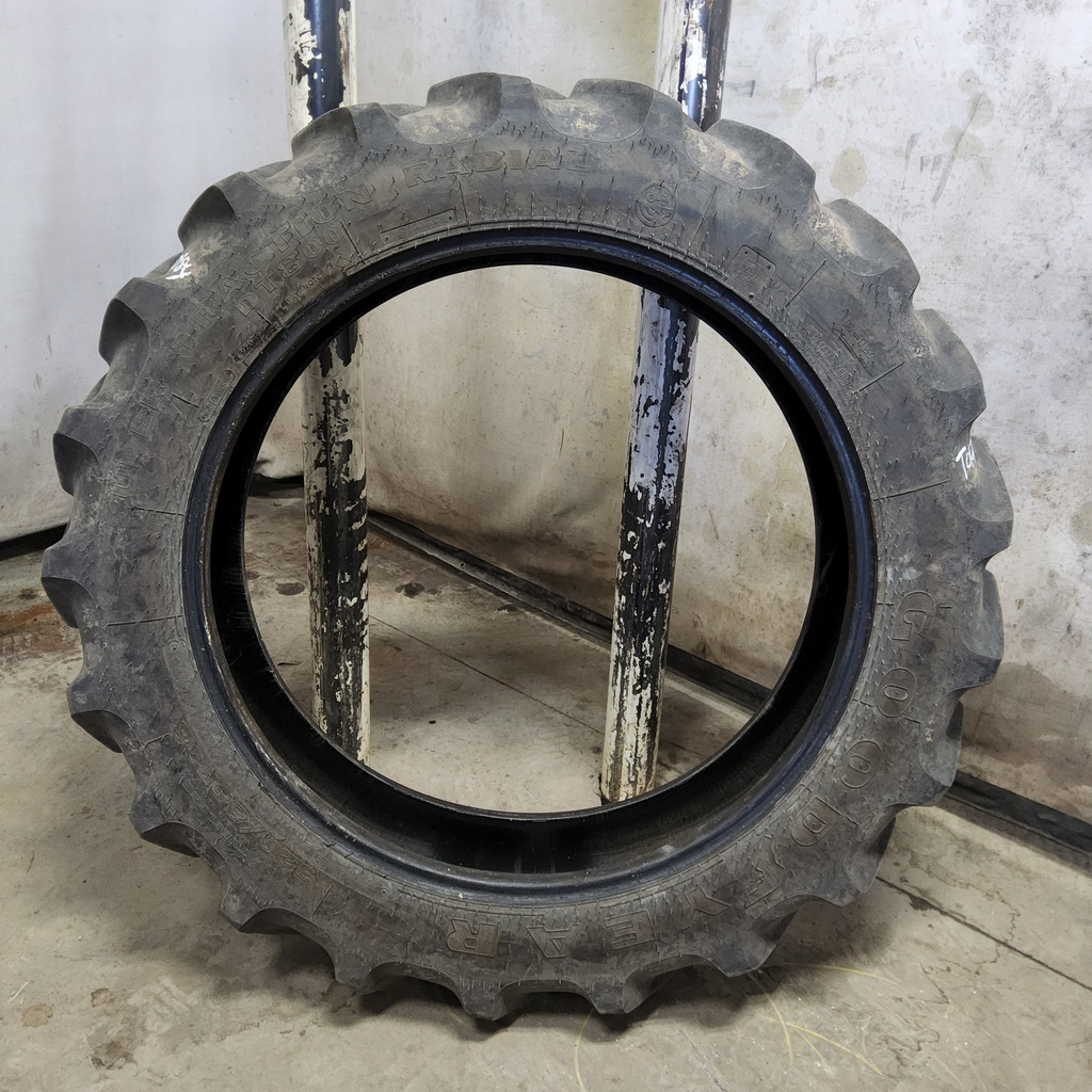 320/85R38 Goodyear Farm DT800 Super Traction R-1W 143B