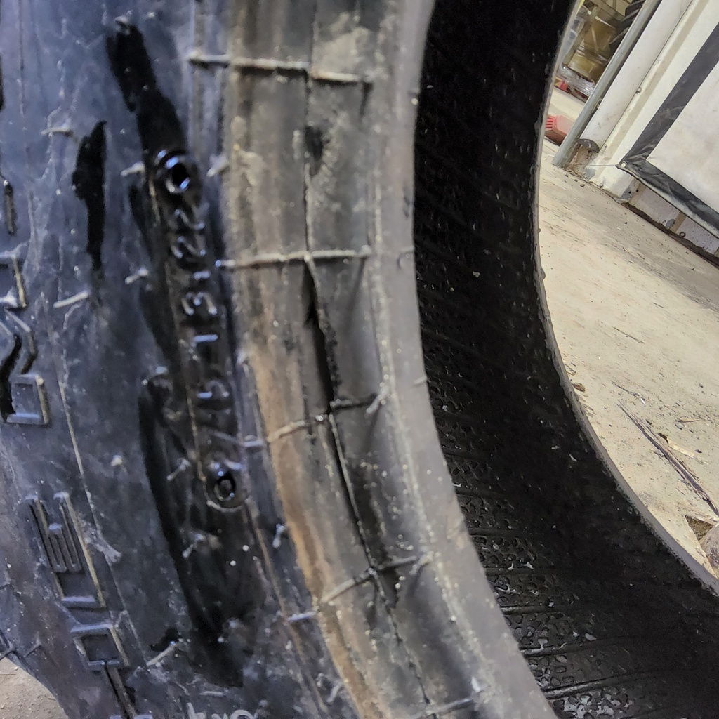 27/8.50-15 Galaxy Marathoner R-4 , C (6 Ply) 99%