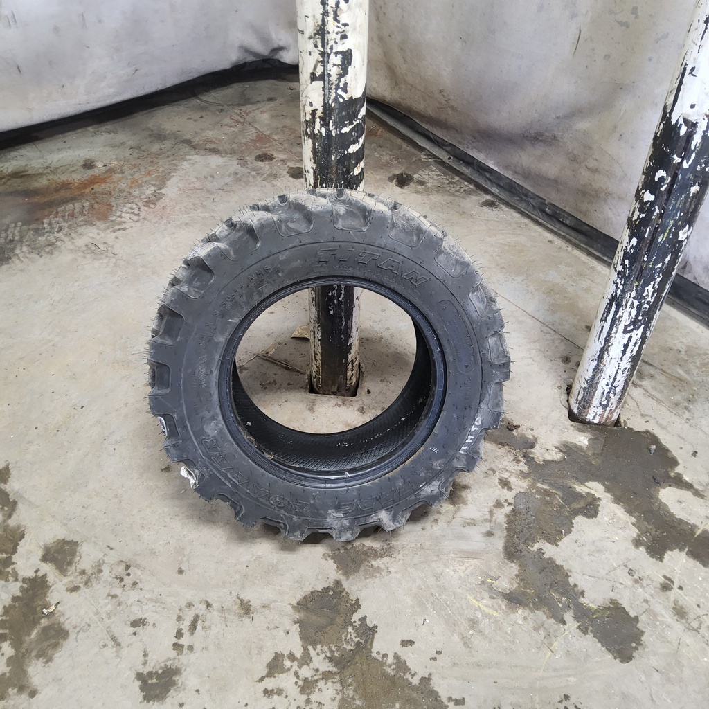 25/8.50-14 Titan Farm Trac Loader SS NHS  R-4 , C (6 Ply) 99%