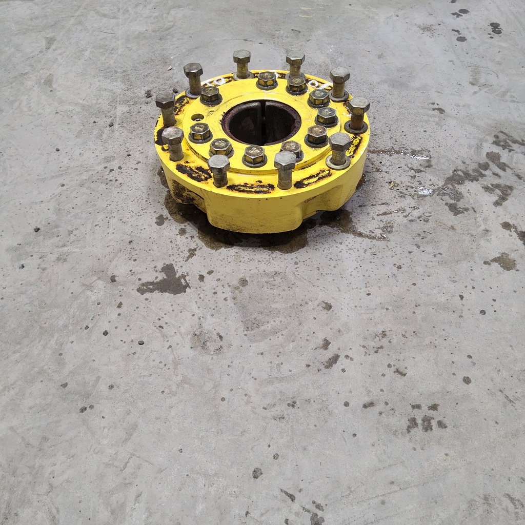 10-Hole Wedg-Lok OE Style, 4.725" (120.015mm) axle, John Deere Yellow