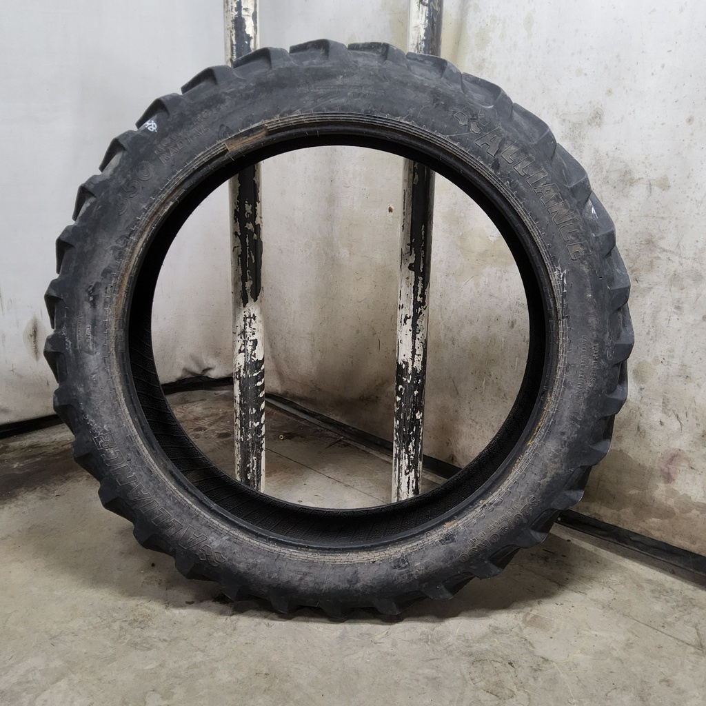 320/90R50 Alliance 350 Row Crop R-1 150D 65%