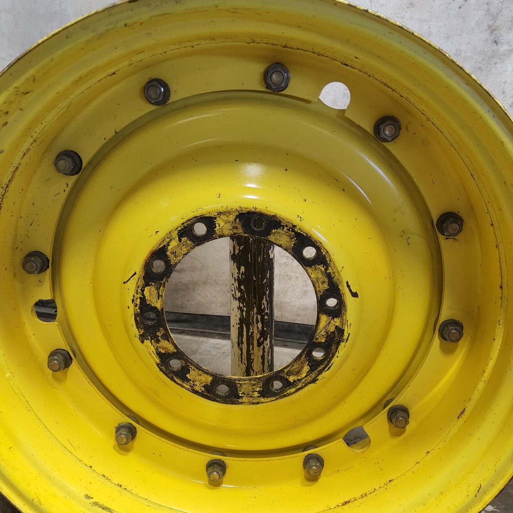 10-Hole Stub Disc Center for 38"-54" Rim, John Deere Yellow