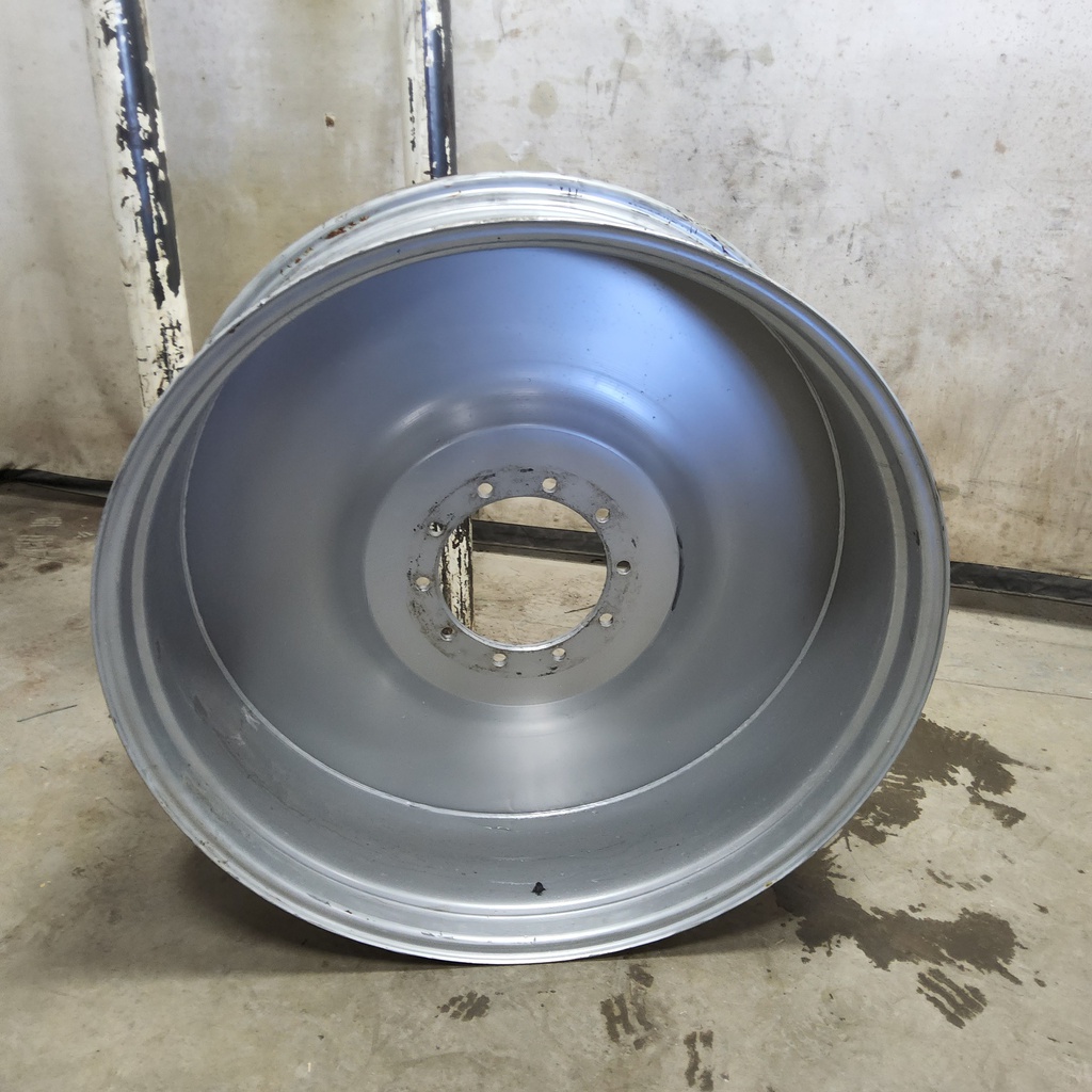 16"W x 46"D, Case IH Silver Mist 10-Hole Bubble Disc