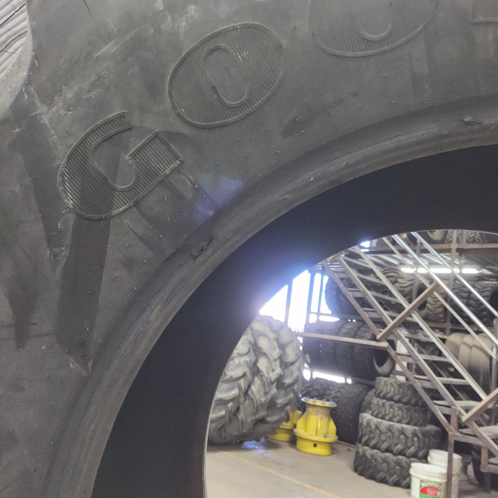 710/70R38 Goodyear Farm DT820 Super Traction R-1W 163B 55%