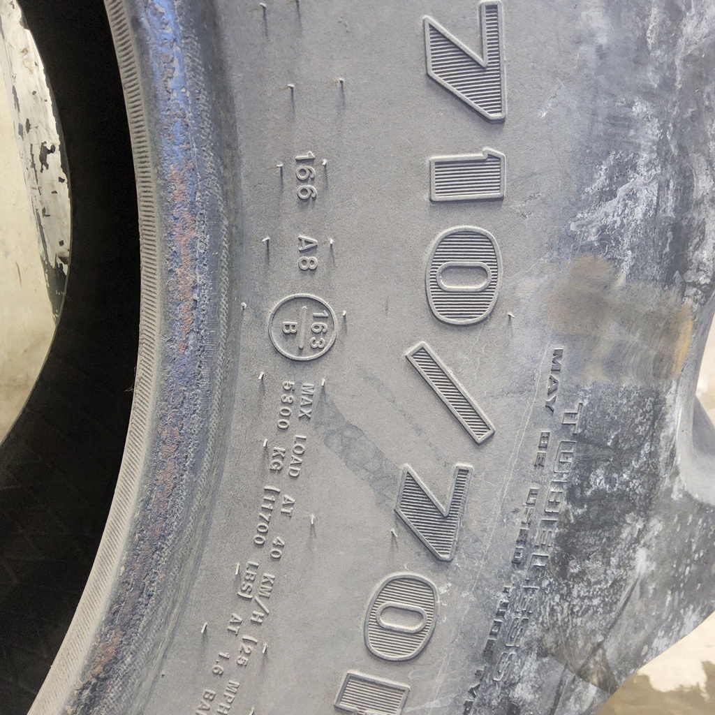 710/70R38 Goodyear Farm DT820 Super Traction R-1W 163B 55%