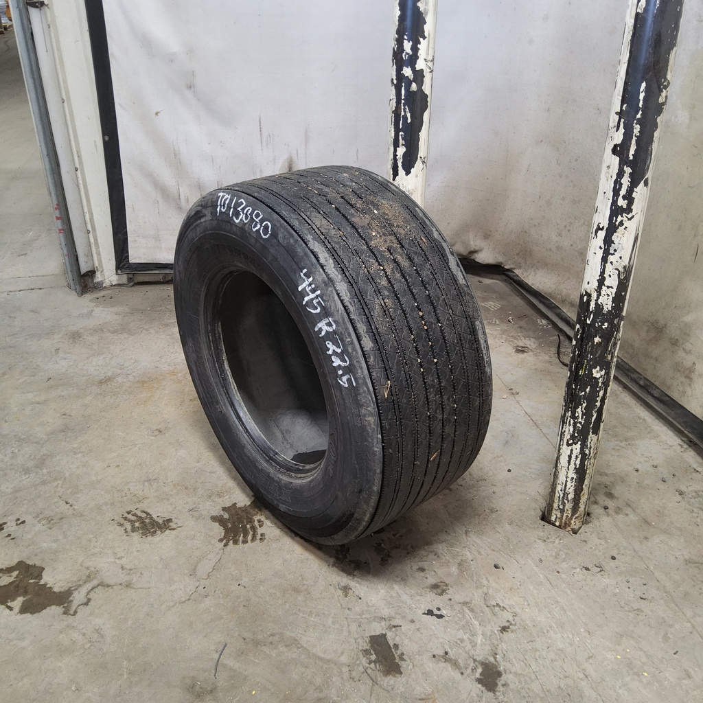 445/50R22.5 Michelin  60%