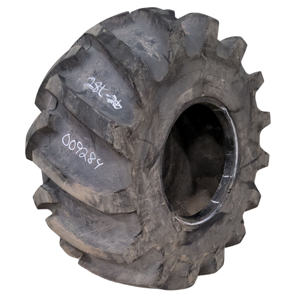 28/L-26 Goodyear Farm Logger Lug III LS-2 , L (20 Ply) 95%
