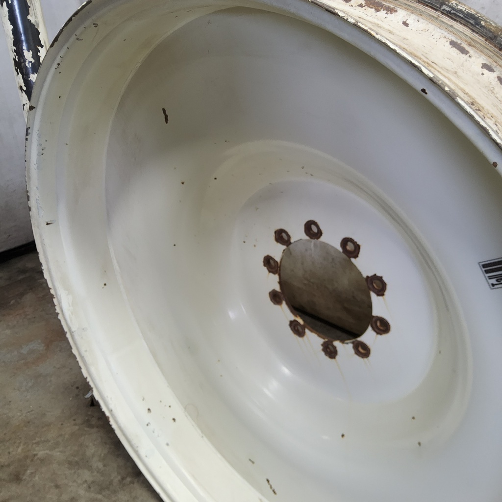 10"W x 54"D, Off White 10-Hole Spun Disc