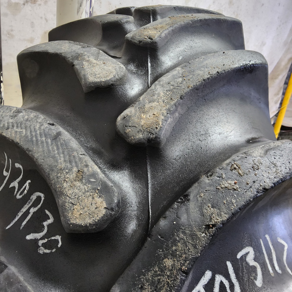 420/90R30 Firestone Radial All Traction FWD R-1 142B 60%