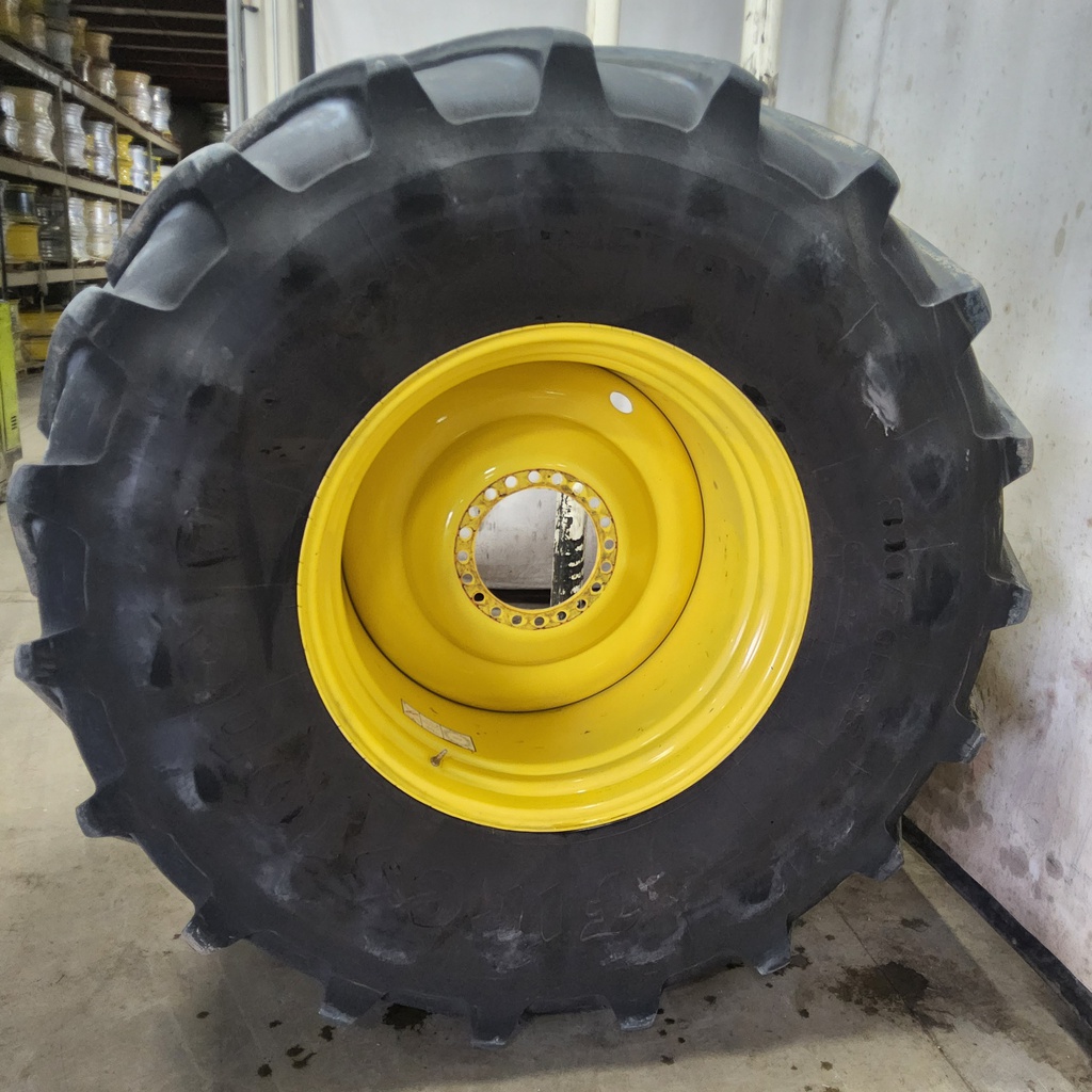 800/70R38 Firestone Maxi Traction R-1W on John Deere Yellow 20-Hole Formed Plate 90%