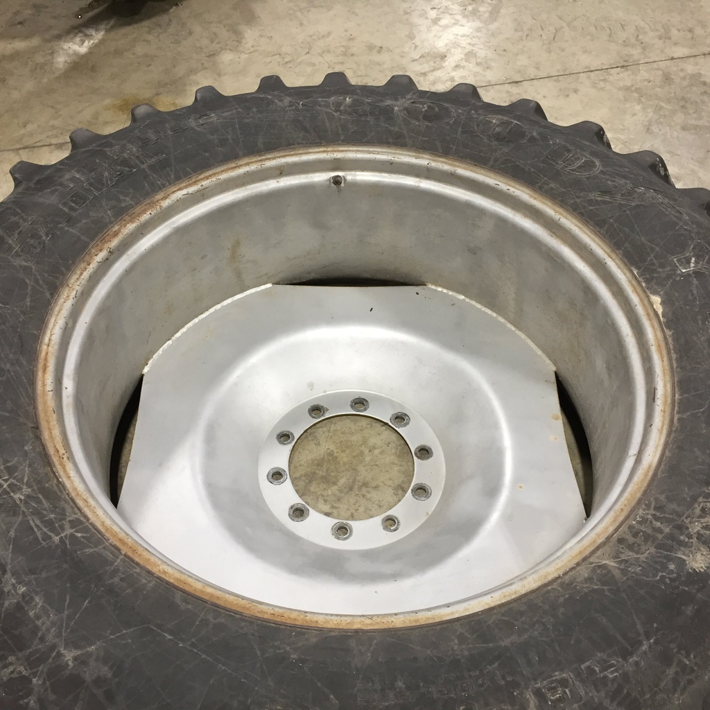16"W x 42"D, Case IH Silver Mist 10-Hole Formed Plate