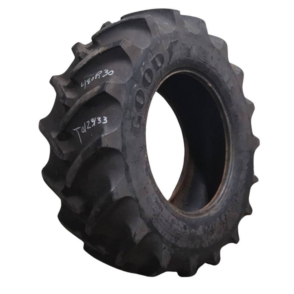 480/70R30 Goodyear Farm DT810 Super Traction R-1W 152A8/B 70%