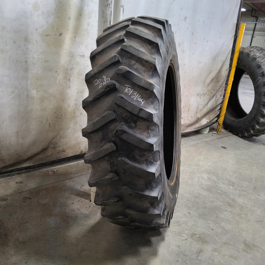 20.8/R42 Firestone Radial All Traction 23 R-1 155B, E (10 Ply) 65%