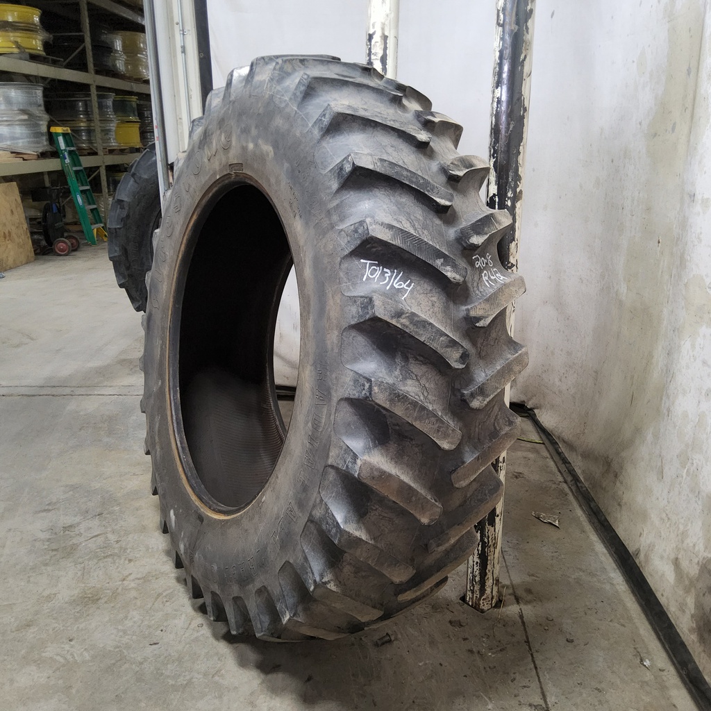 20.8/R42 Firestone Radial All Traction 23 R-1 155B, E (10 Ply) 65%