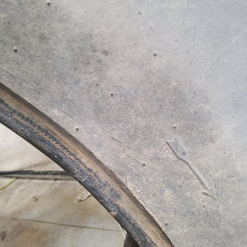 20.8/R42 Firestone Radial All Traction 23 R-1 155B, E (10 Ply) 65%