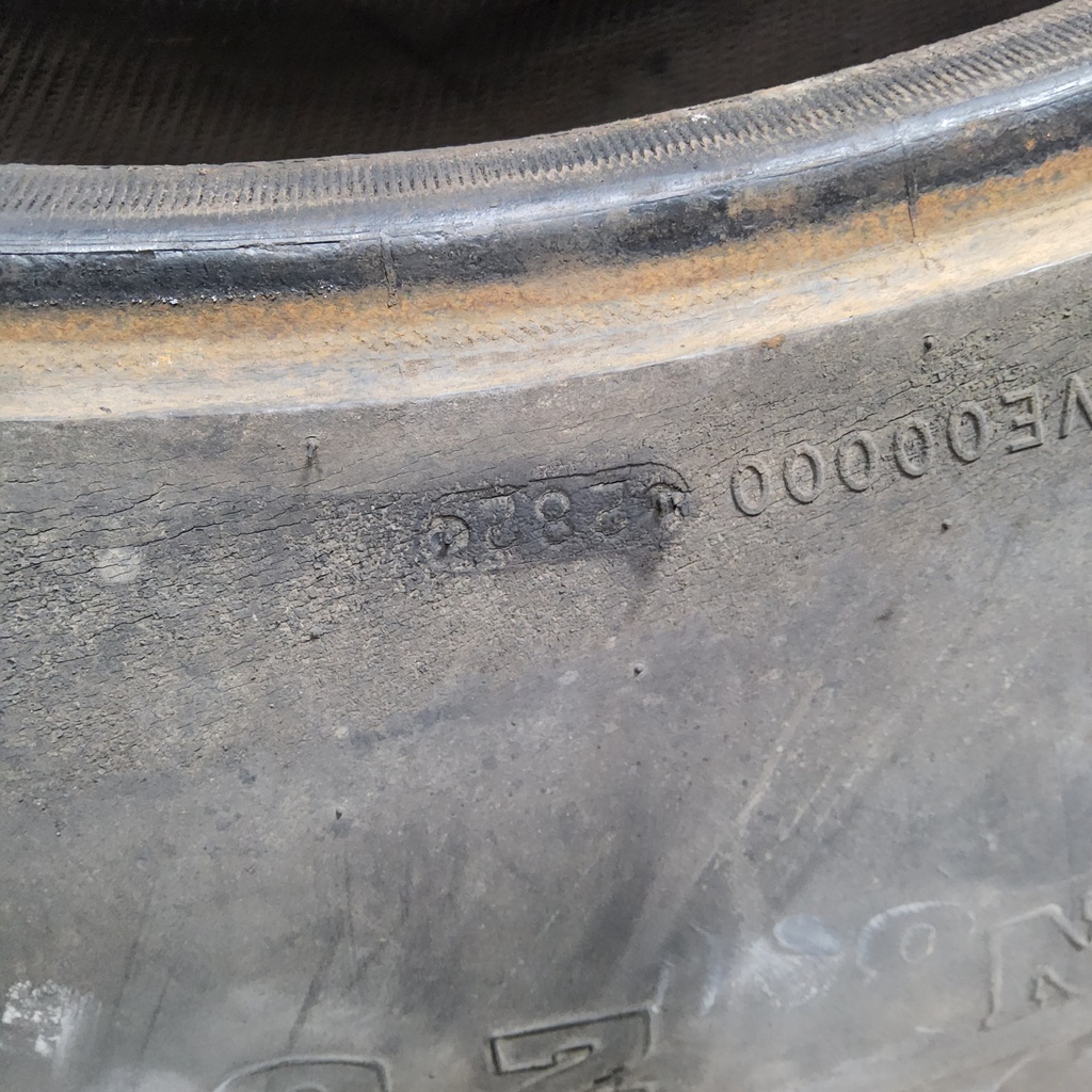 20.8/R42 Firestone Radial All Traction 23 R-1 155B, E (10 Ply) 65%