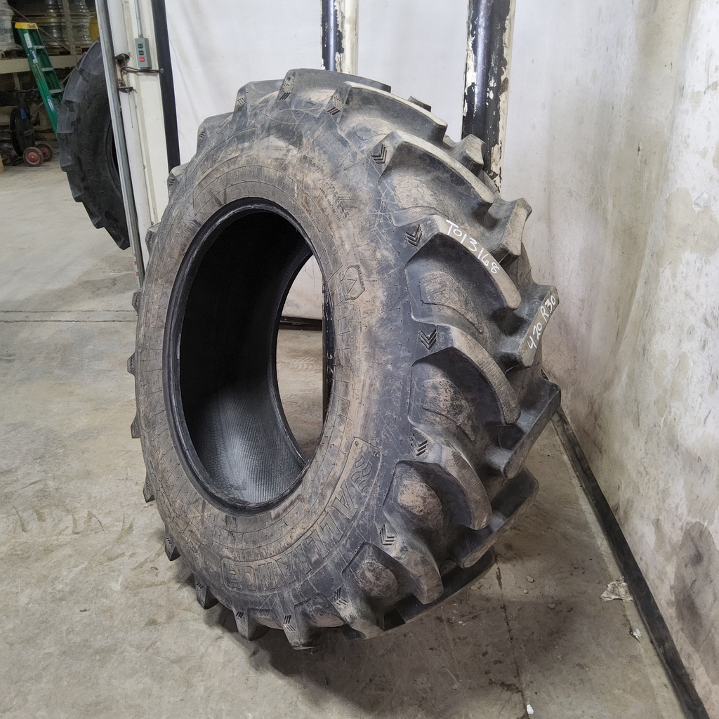 420/90R30 Alliance 842 Farm Pro R-1W 147B 85%