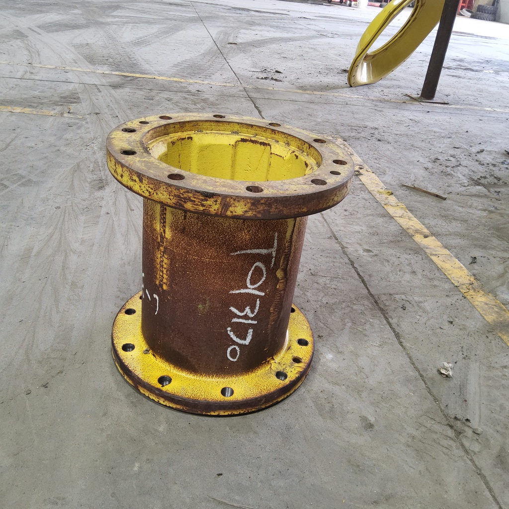 10-Hole 15"L Hub Extension, John Deere Yellow