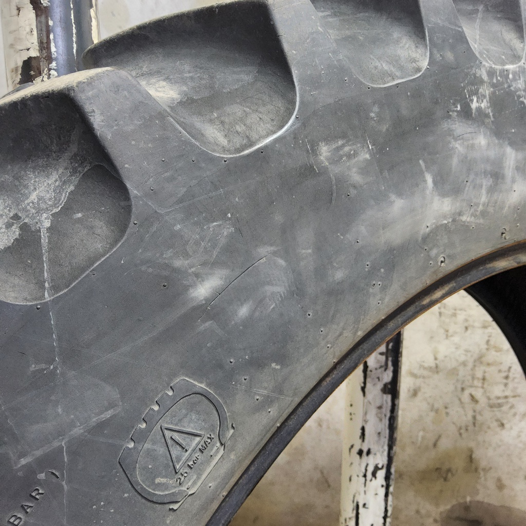 14.9/R46 Firestone Radial All Traction 23 R-1 145B/4*, F (12 Ply) 55%