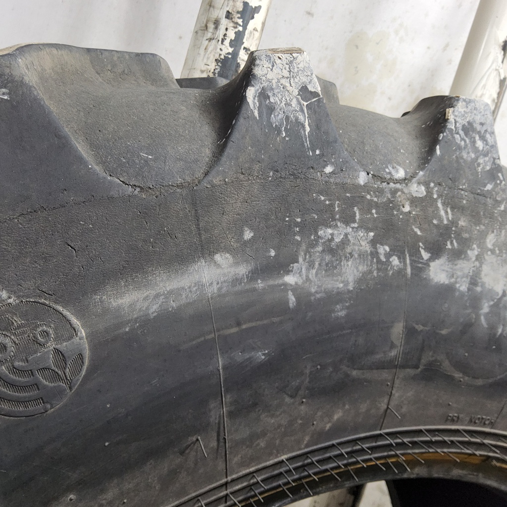 520/85R42 Goodyear Farm UltraTorque Radial R-1 162A8/B 90%