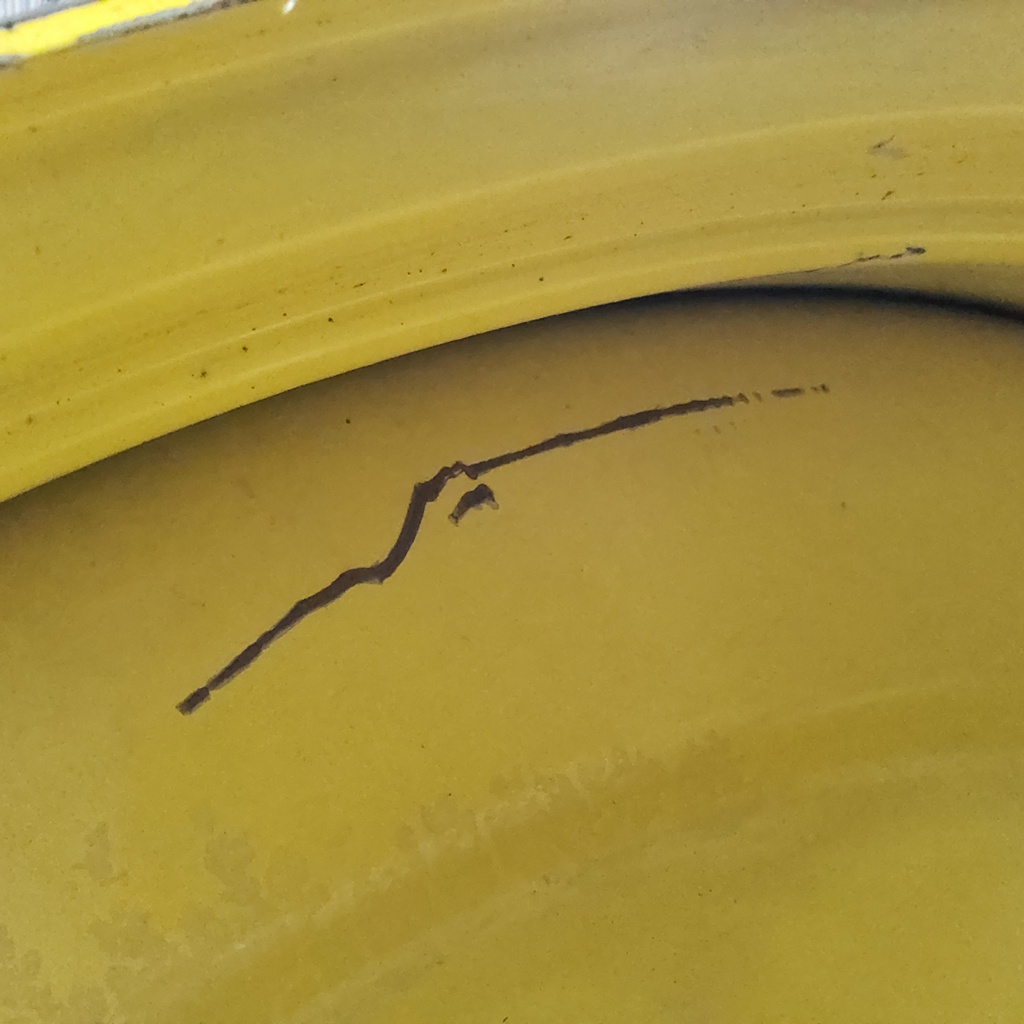 13"W x 50"D, John Deere Yellow 12-Hole Stub Disc Sprayer