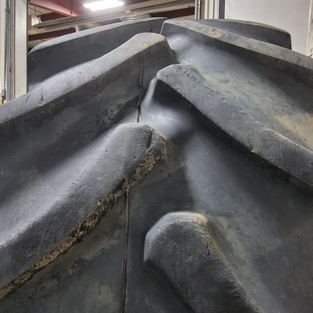 IF 710/70R42 Firestone Radial All Traction DT CFO R-1W 179B 70%