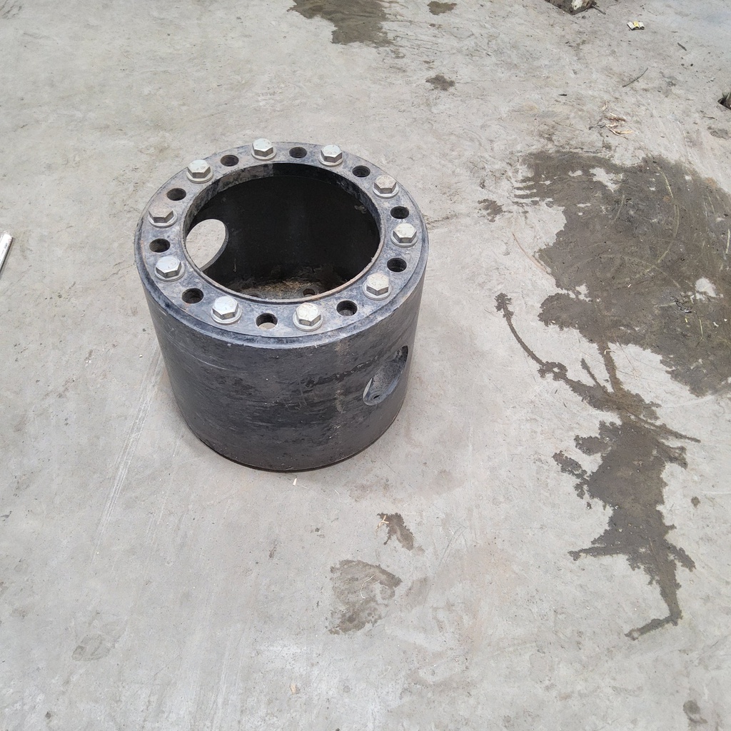 10-Hole 13"L Hub Extension, Black