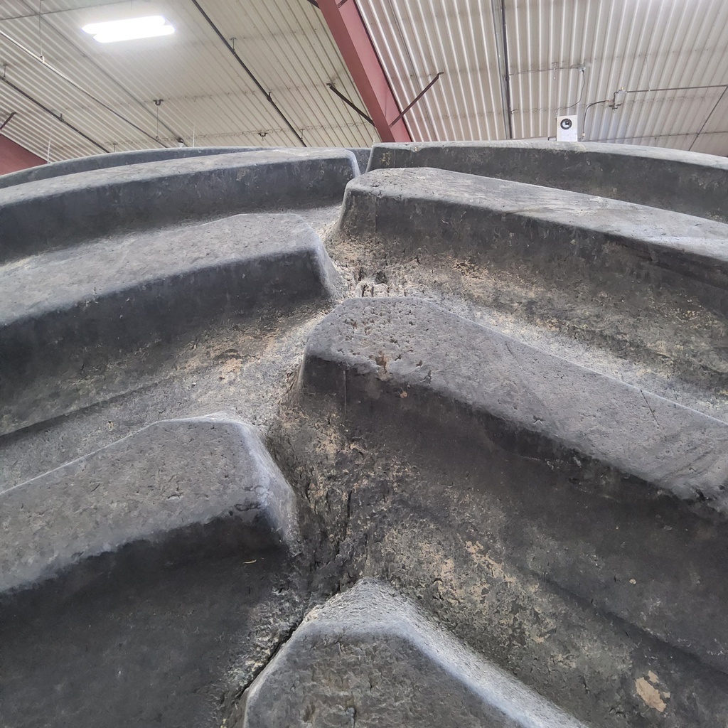 IF 1250/50R32 Firestone Radial Deep Tread 23 CFO R-1W 201B 85%