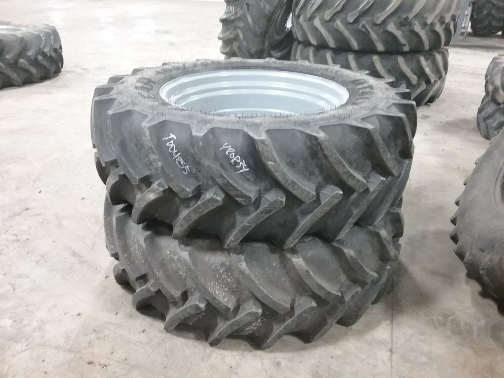 480/70R34 Goodyear Farm DT812 Optitrac R-1W 155 B 90%