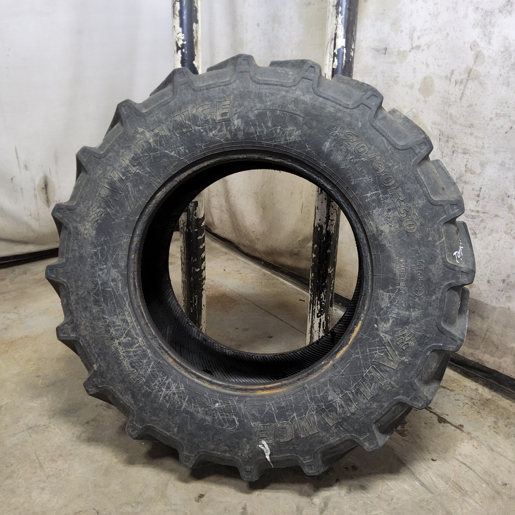 420/90R30 Alliance 846 Farm Pro II 85 Series R-1W 147B 80%