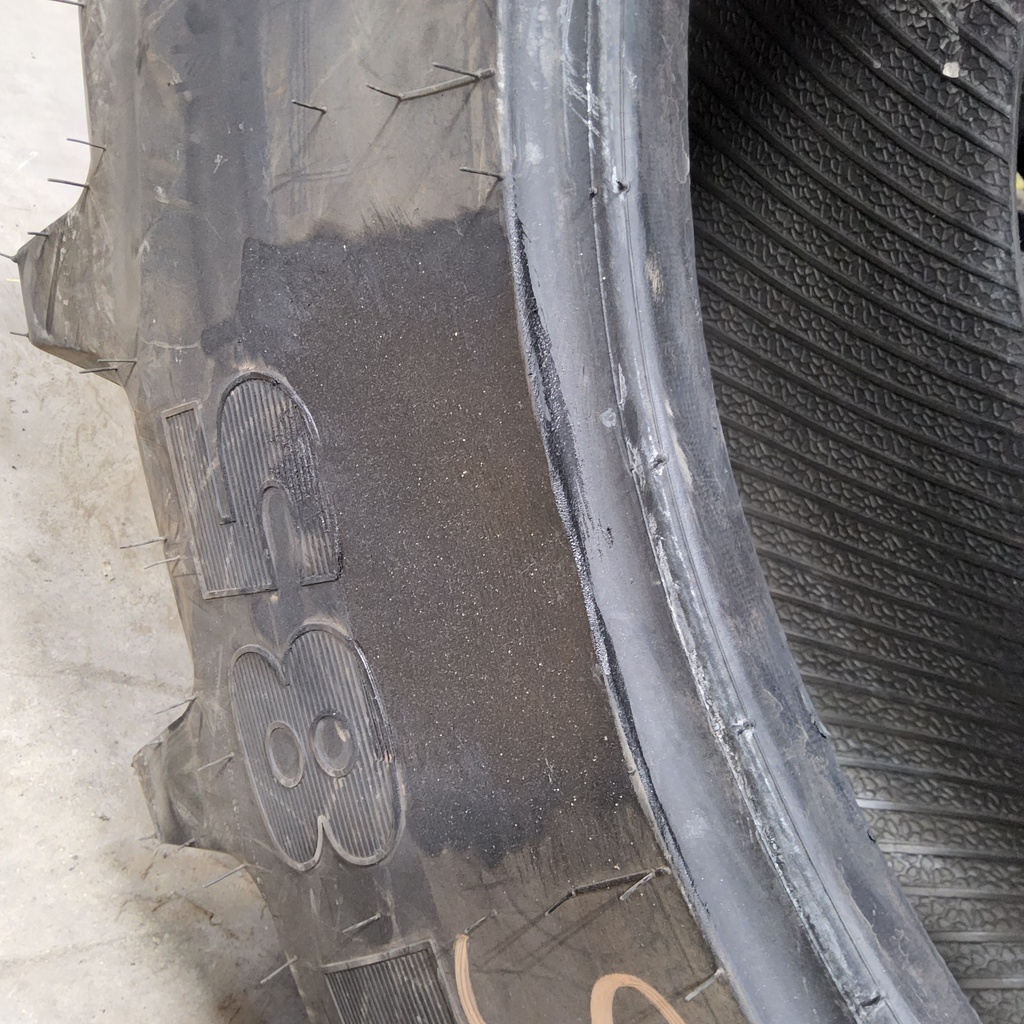 380/85R28 Vredestein Traxion 85 R-1 133B 95%