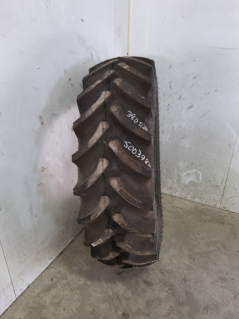 380/85R26 Firestone Radial All Traction FWD R-1 132B 99%