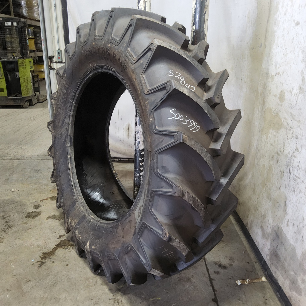 520/85R42 Cultor RD-01 R-1W 162A8 99%