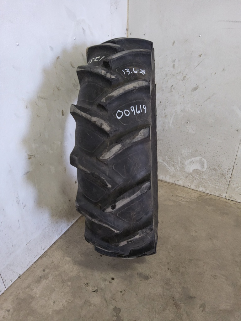 13.6/-28 Armstrong Hi Power Lug R-1 , B (4 Ply)